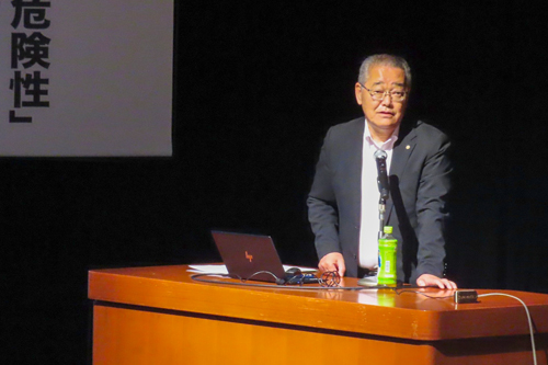 「飲酒運転根絶の日」決起大会講演の様子